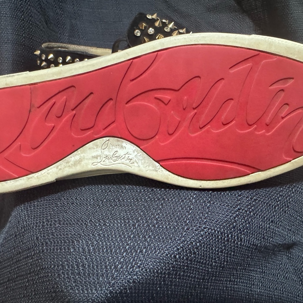 Christian Louboutin Studded Red and Cream Sole - Picture 3 of 6